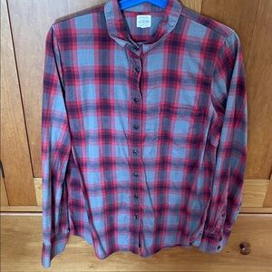 J  Crew Red and Gray Plaid Women’s Flannel.Shirt